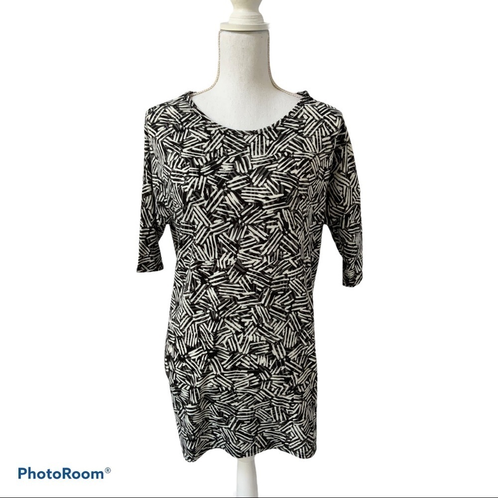 LuLaRoe Drop Shoulder Elbow Sleeve Tunic Top XS - Picture 2 of 8